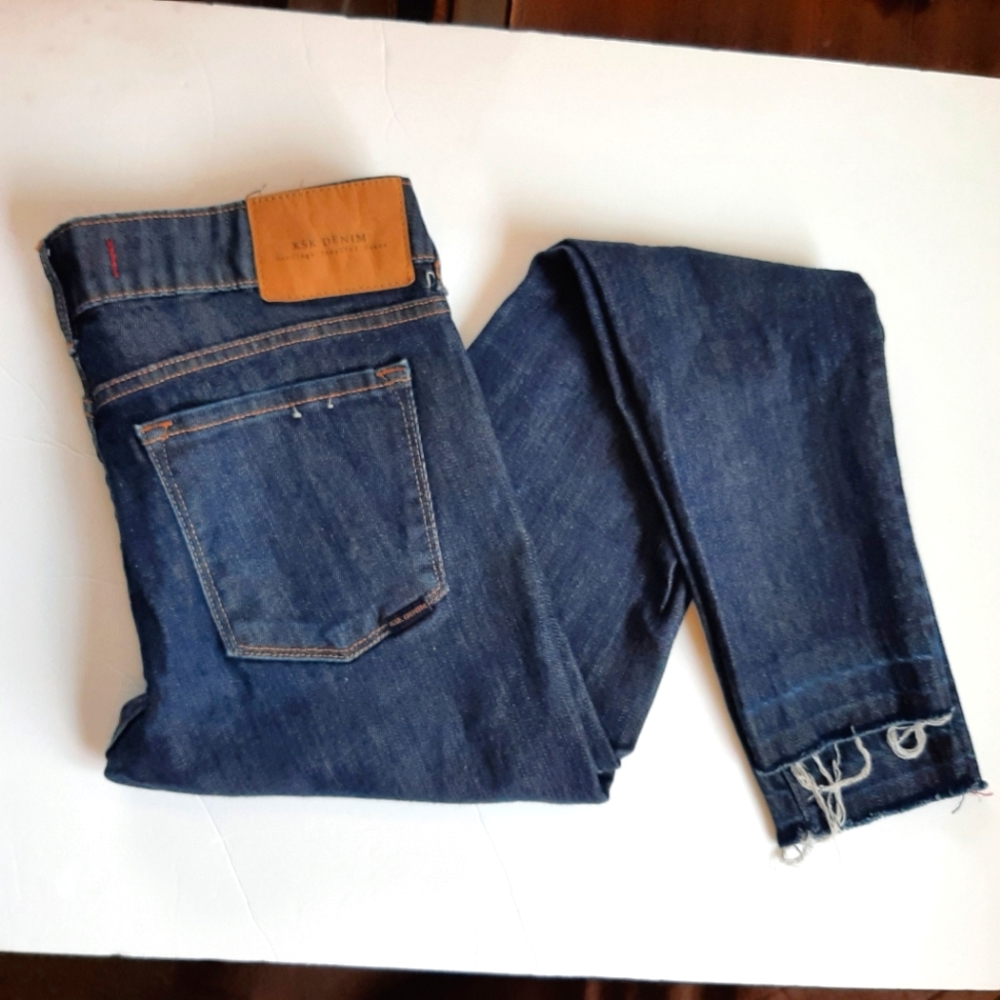 ⭐️5/$20 KSK Denim Distressed Busted Knee Jeans Size 27